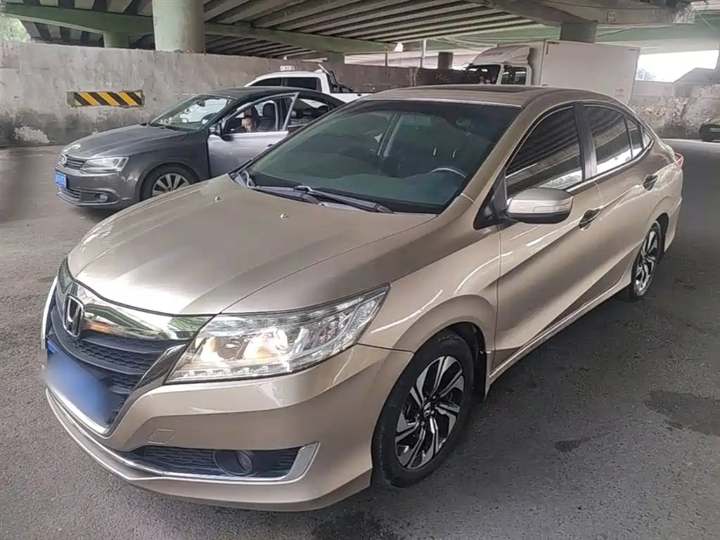 Honda Crider 2016