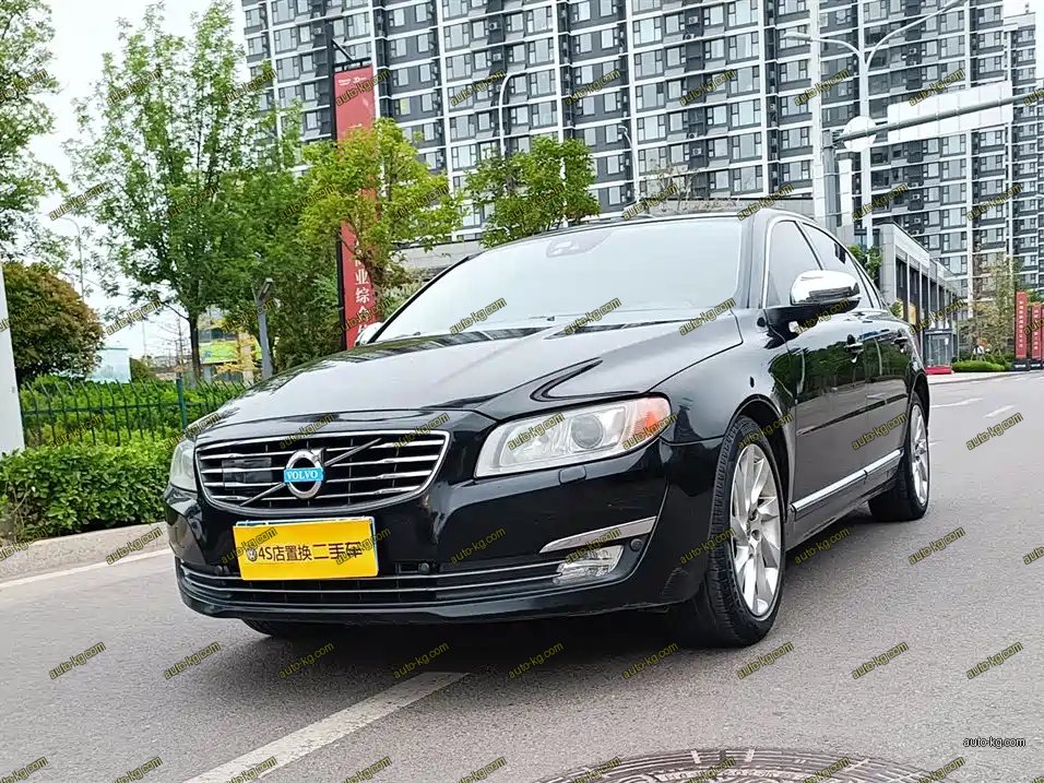 Volvo S80L 2015