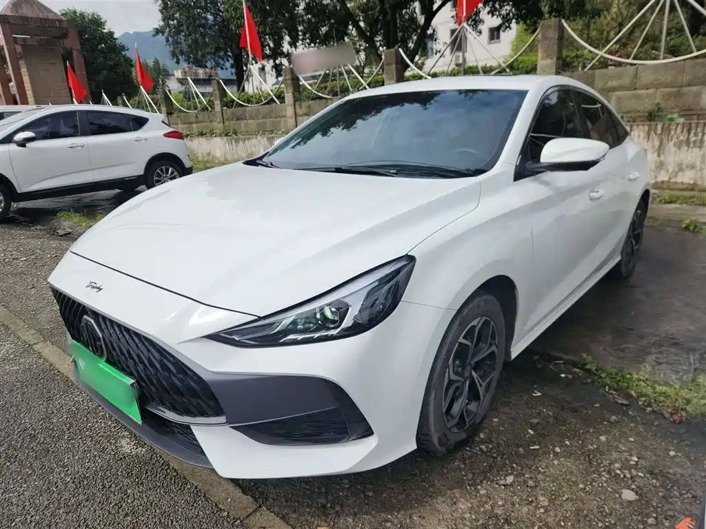 MG MG5 2022