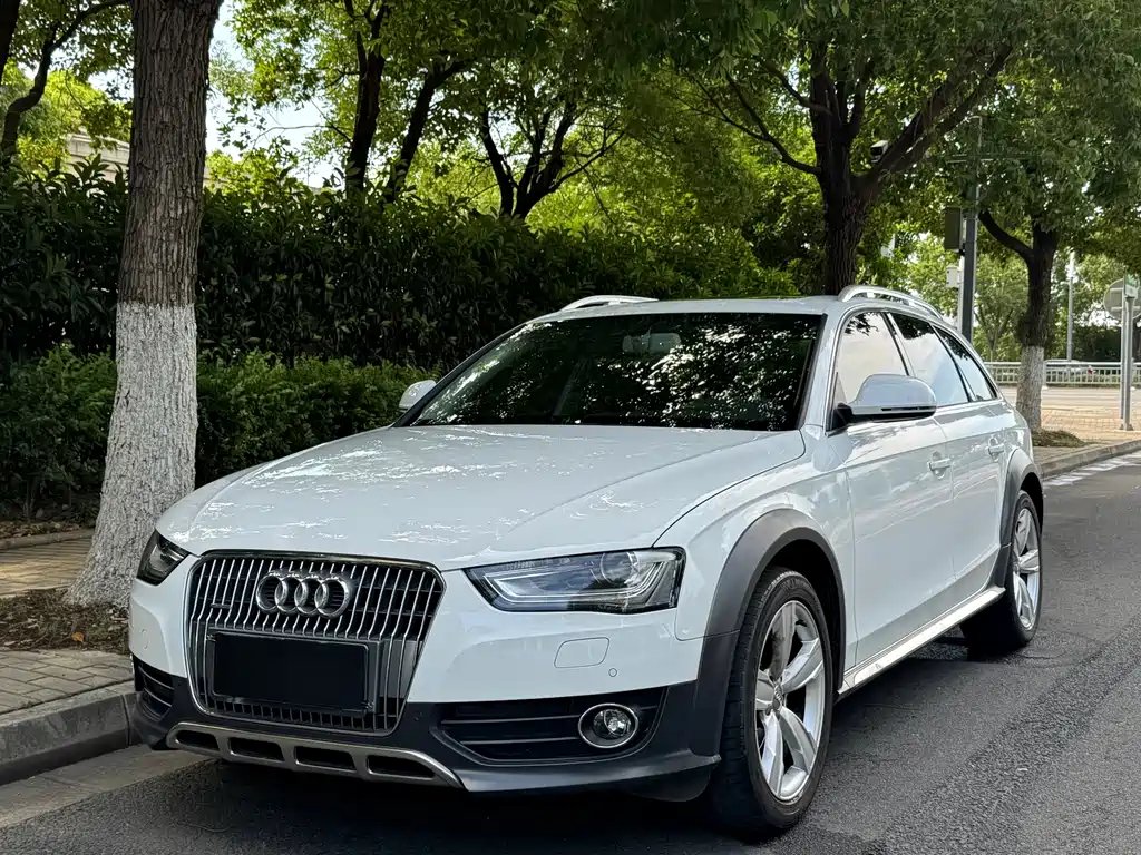 Audi A4 (Import) 2015