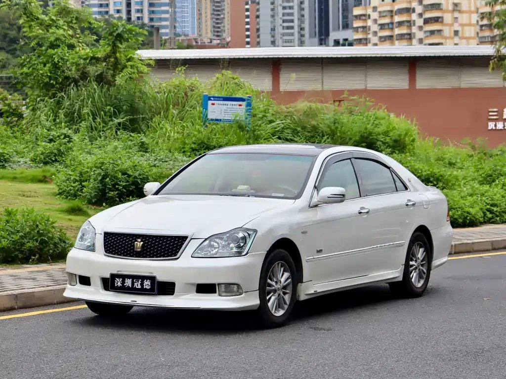 Toyota Crown 2009