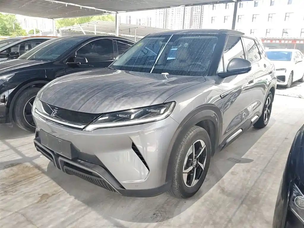 BYD Yuan UP 2024 — фото 1 из 5