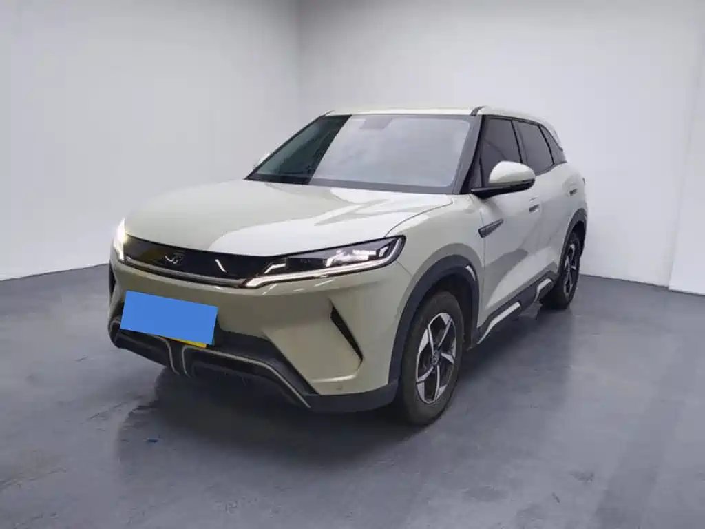BYD Yuan UP 2024 — фото 1 из 5