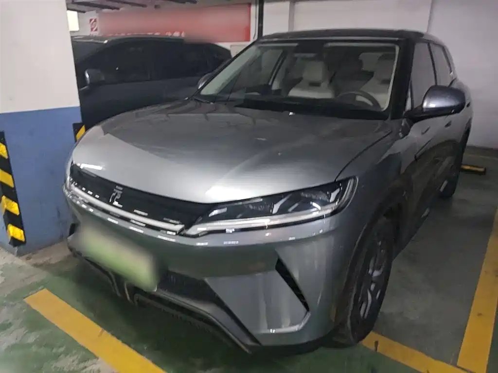 BYD Yuan UP 2024 — фото 1 из 5