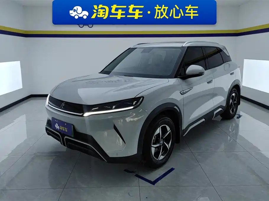 BYD Yuan UP 2024 — фото 1 из 5