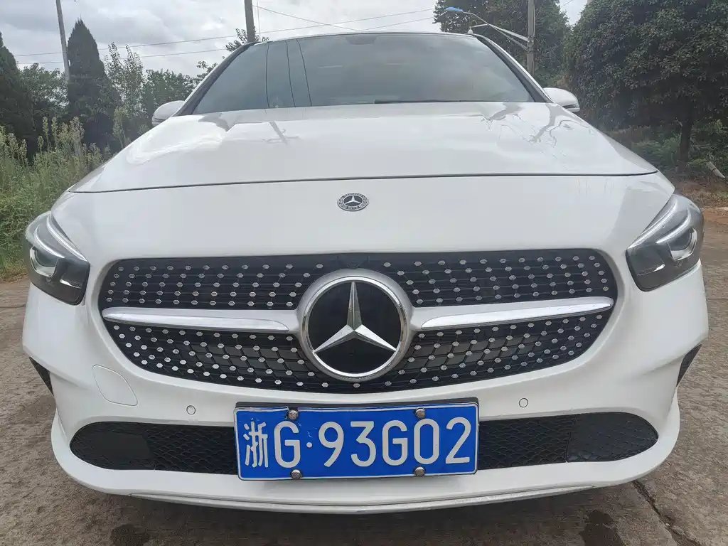 Mercedes-Benz B-Class 2021