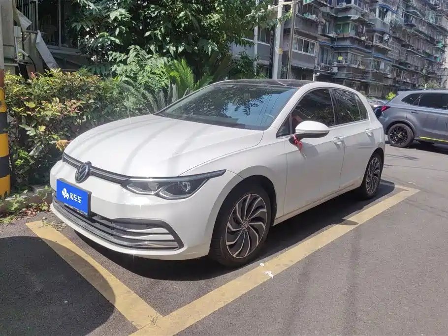 Volkswagen Golf 2022