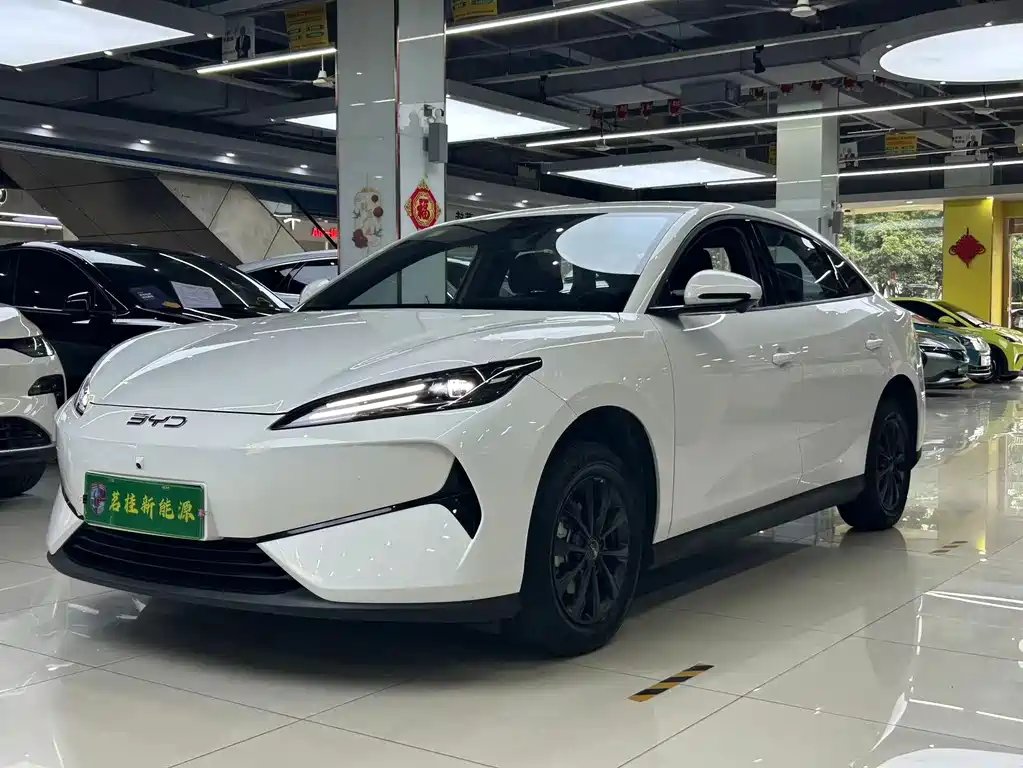 BYD 比亚迪e7 2025