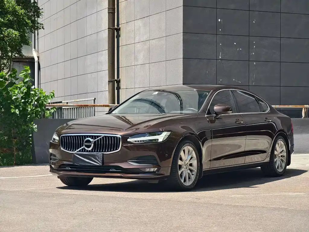 Volvo S90 2017