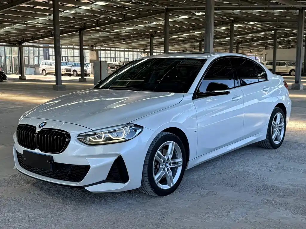 BMW 1 Series 2023