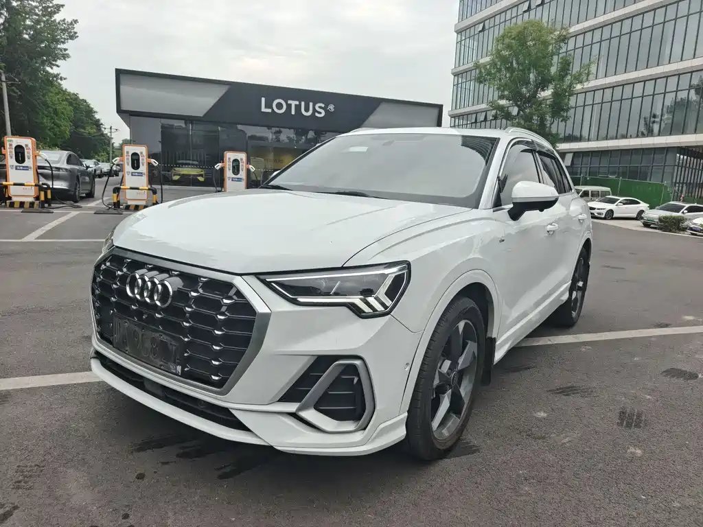 Audi Q3 2023