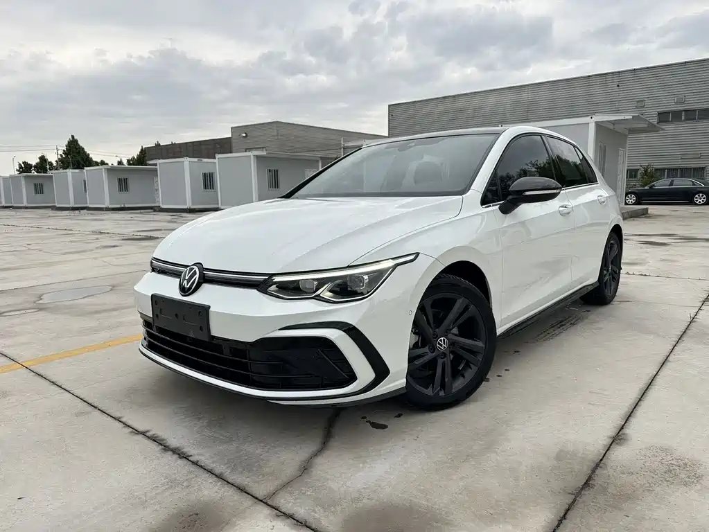 Volkswagen Golf 2022