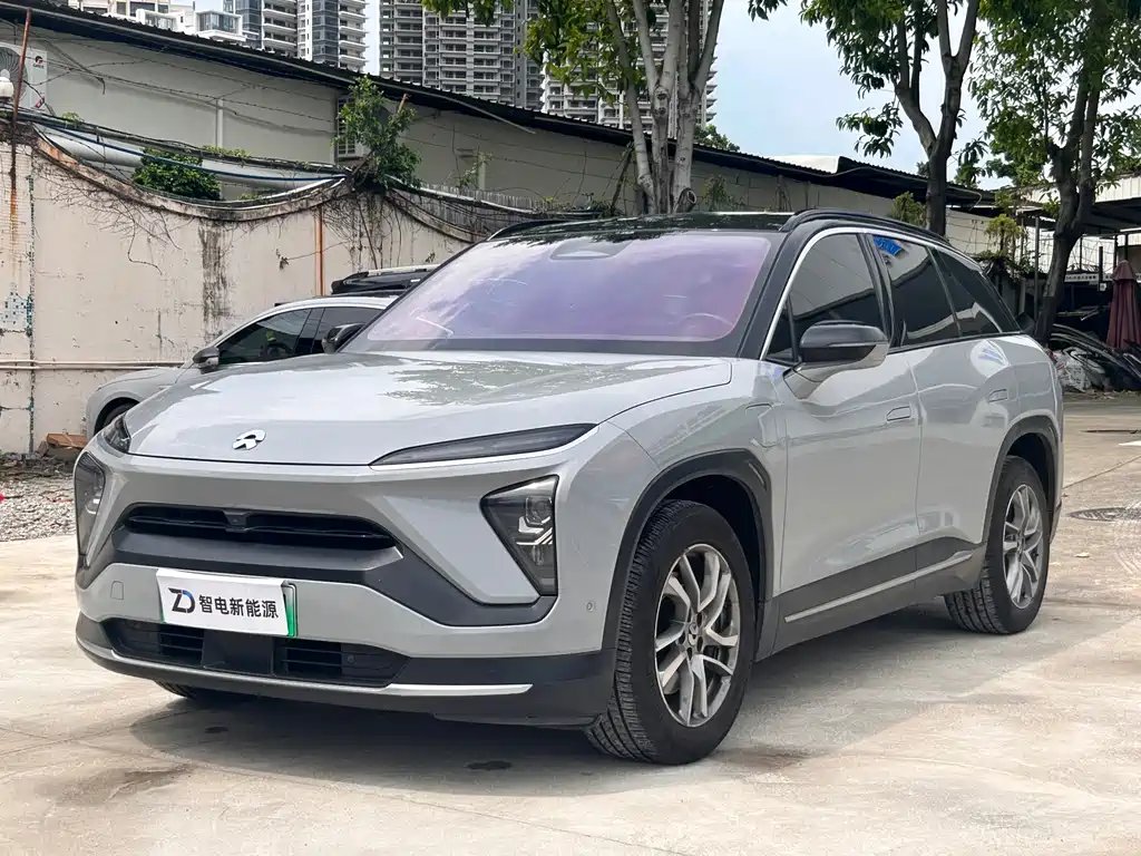 NIO ES6 2020