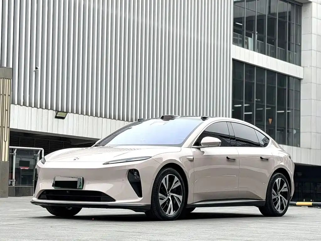 NIO ET7 2023