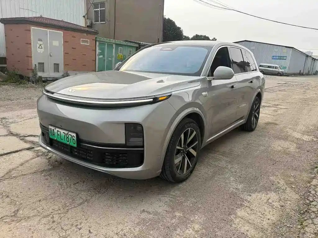 Li Auto Li L8 2023
