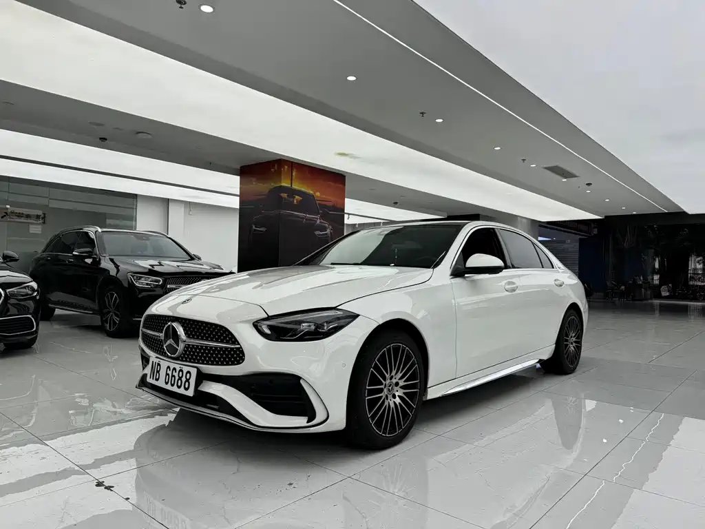 Mercedes-Benz C-Class 2023