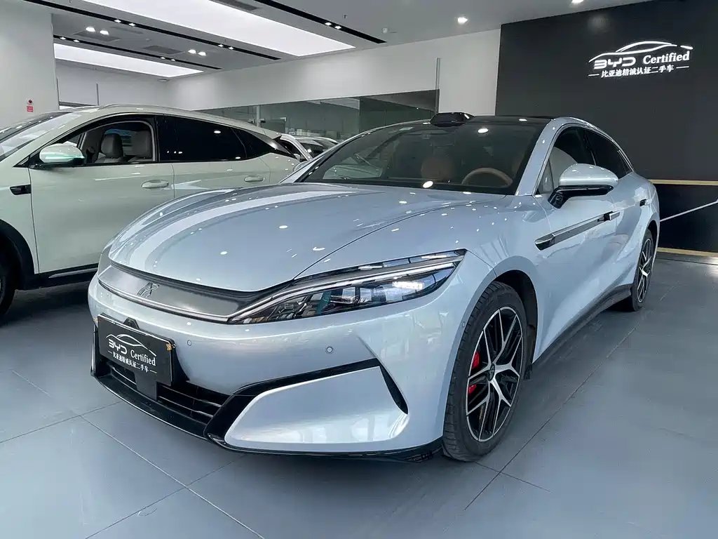 BYD Han L 2025