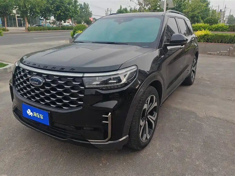 Ford Explorer 2023