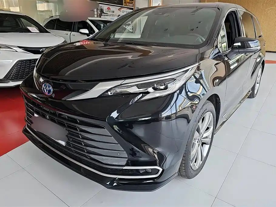 Toyota Sienna 2023