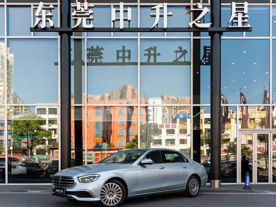 Mercedes-Benz E-Class 2023