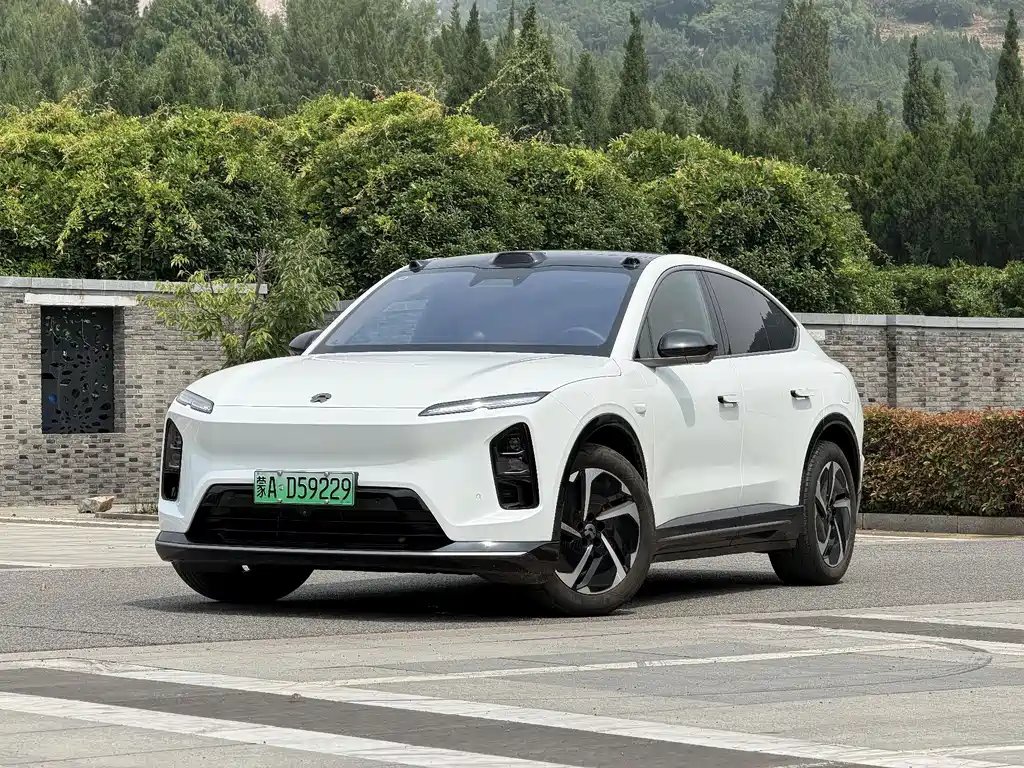 Nio EC6 2025