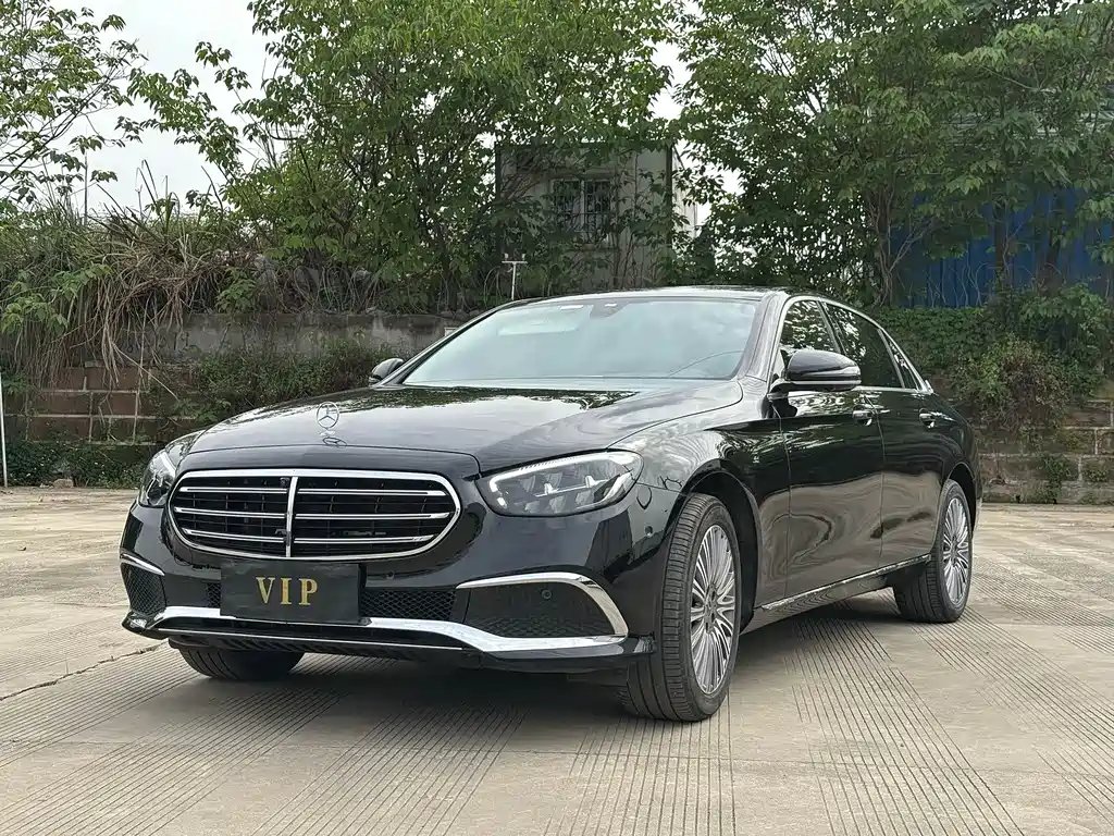 Mercedes-Benz E-Class 2023