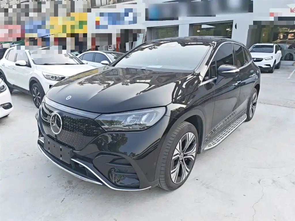 Mercedes-Benz EQE SUV 2025