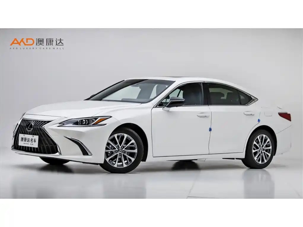Lexus ES 2024