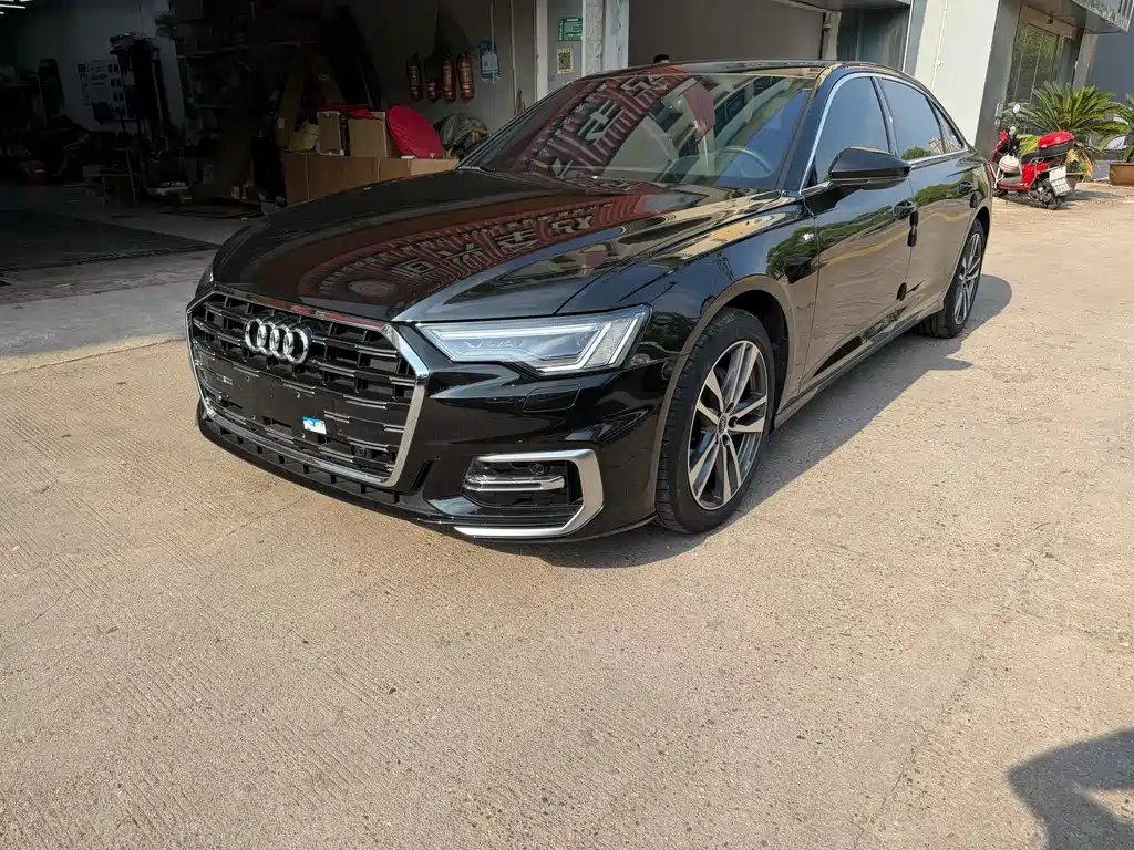 Audi A6L 2025