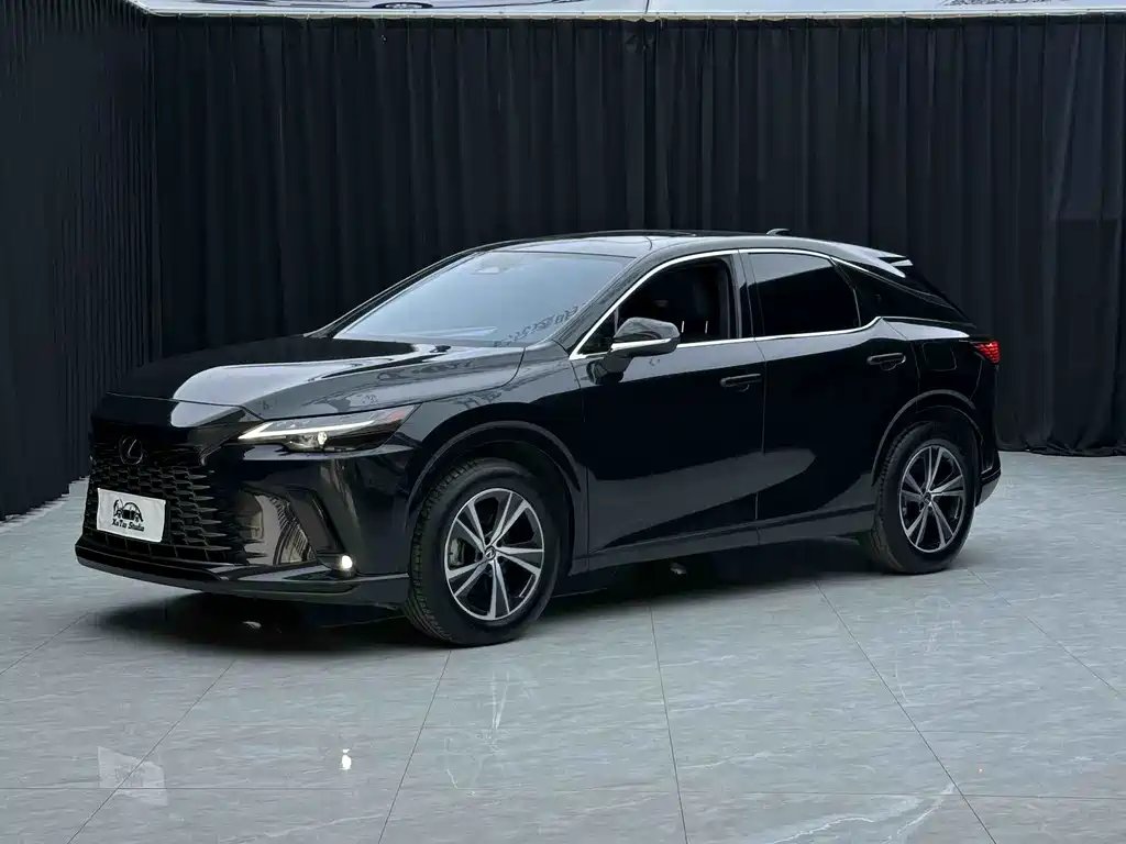 Lexus RX 2024