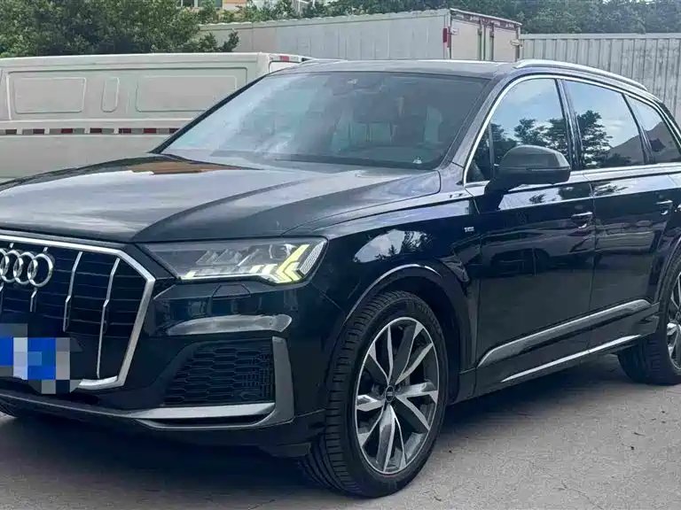 Audi Q7 2021