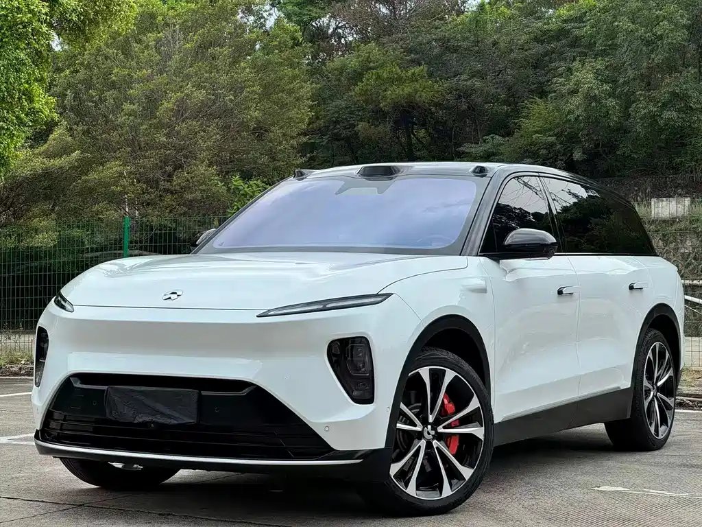 Nio ES8 2023