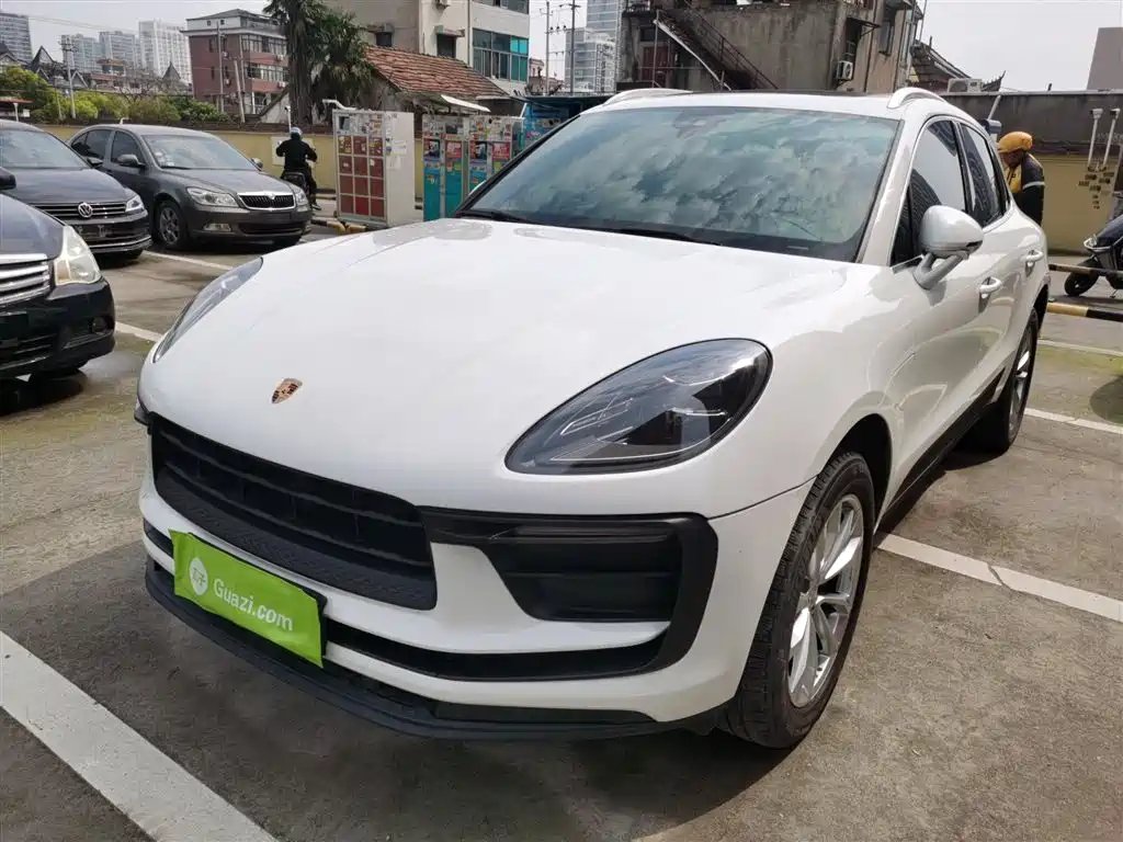 Porsche Macan 2022