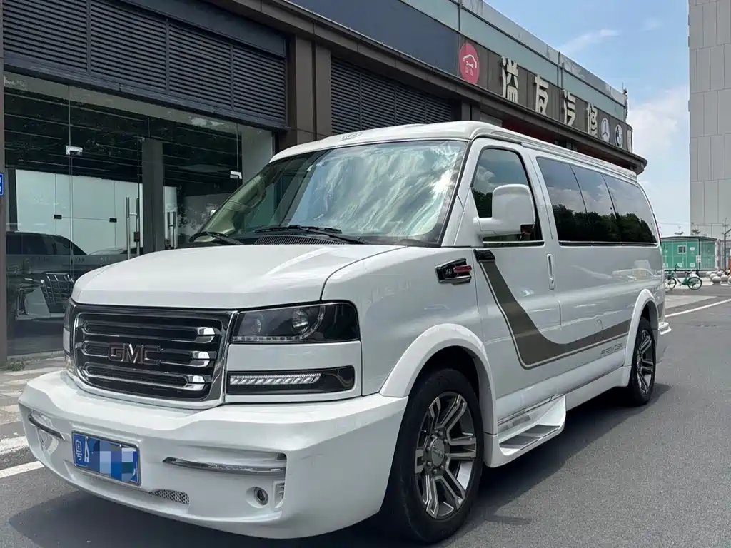 GMC Savana 2020