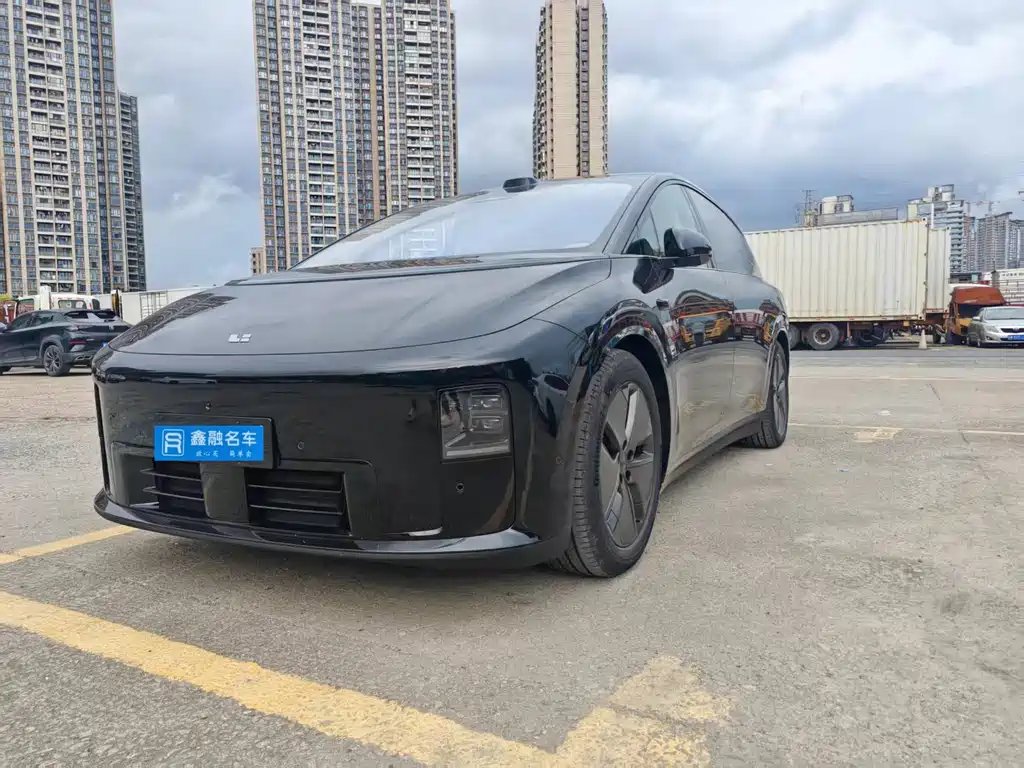 Li Auto 理想i8 2026