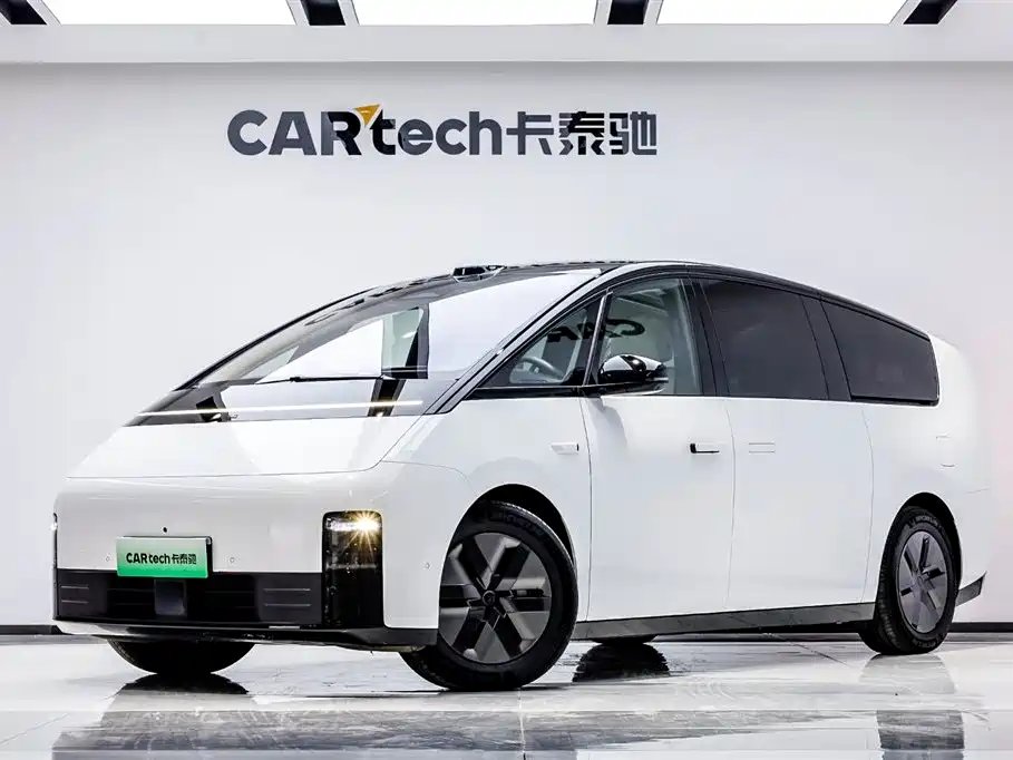 Li Auto Li MEGA 2025