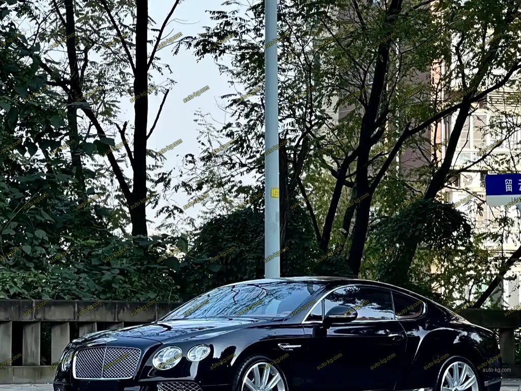 Bentley Continental 2020