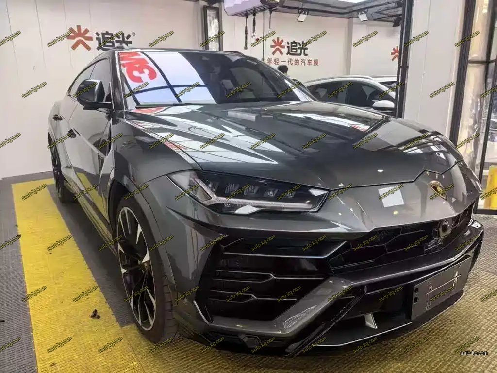 Lamborghini Urus 2020