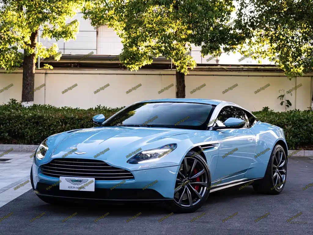 Aston Martin DB11 2018