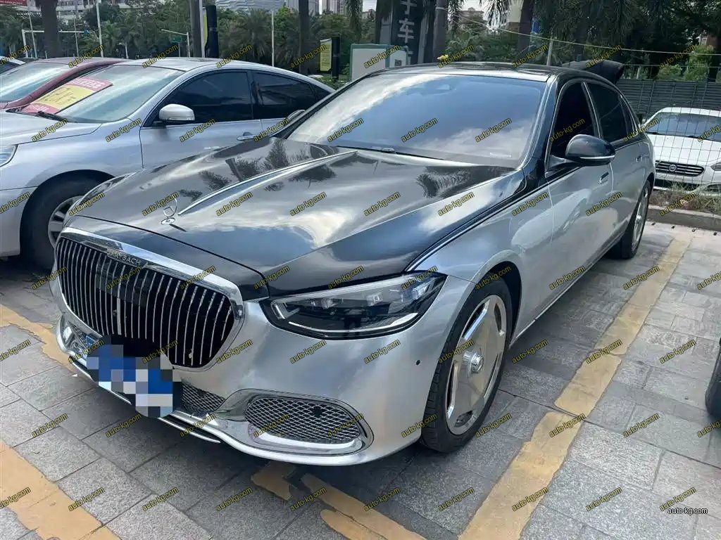 Mercedes-Benz S-Class 2023