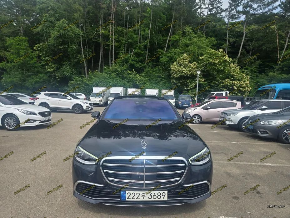 Mercedes-Benz S-Class 2021