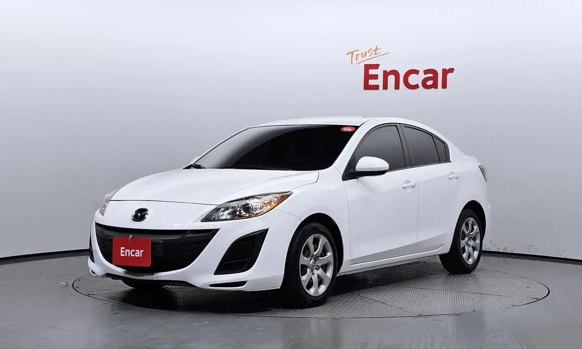 Mazda Mazda 3 2011 — фото 1 из 20