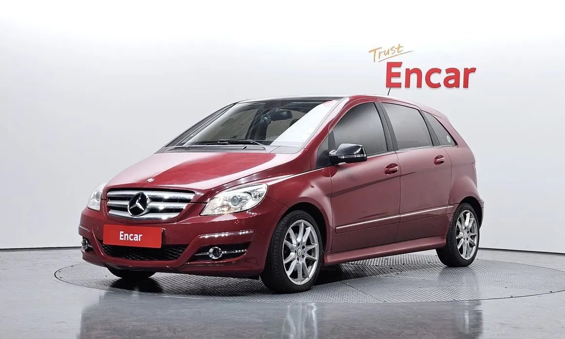 Mercedes-Benz B-Class 2011 — фото 1 из 20