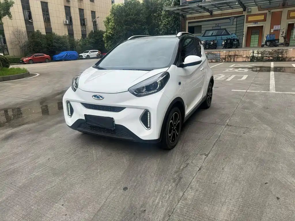 CheryQQ Little Ant 2021
