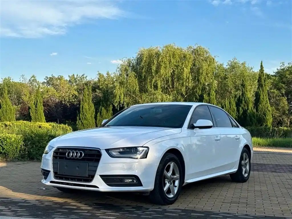 Audi A4L 2013