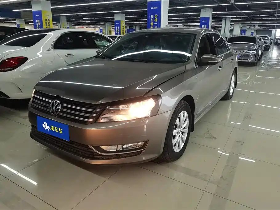 Volkswagen Passat 2012