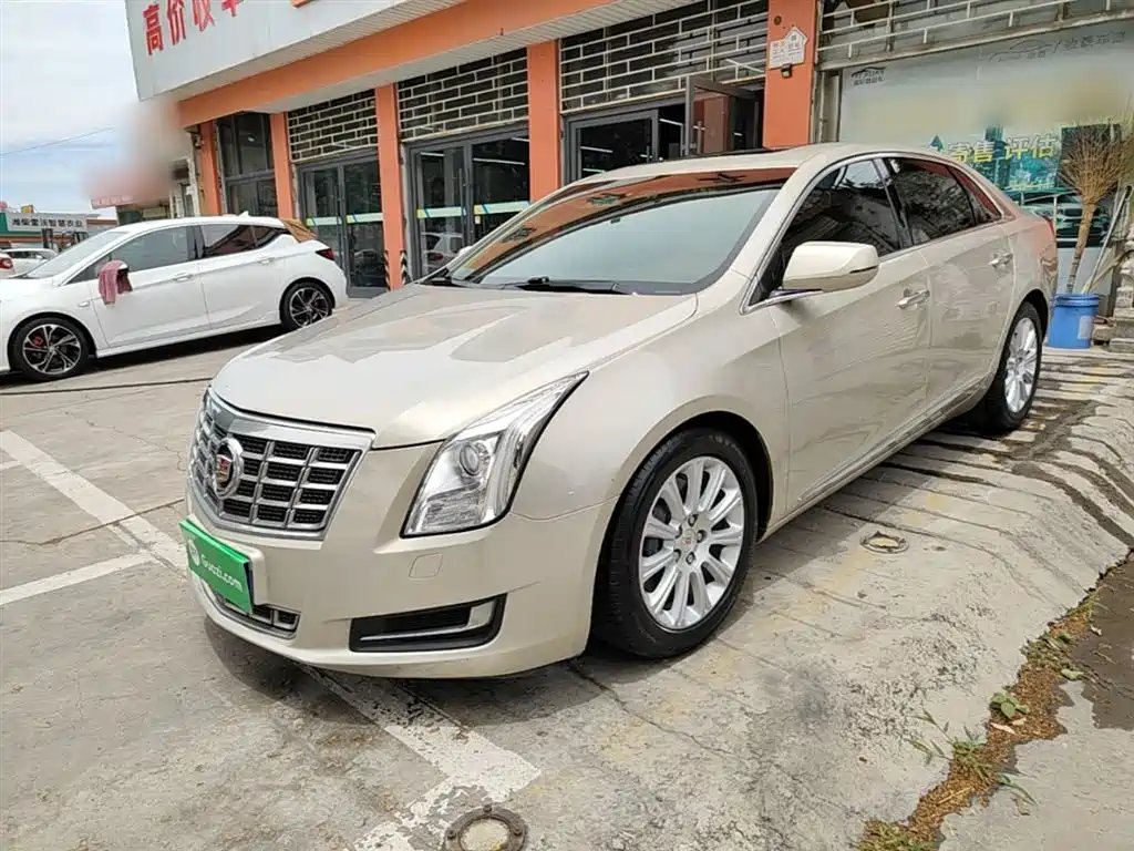 Cadillac XTS 2014
