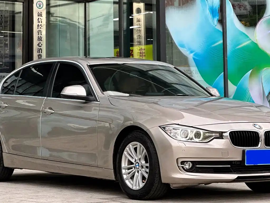 BMW 3 Series 2013