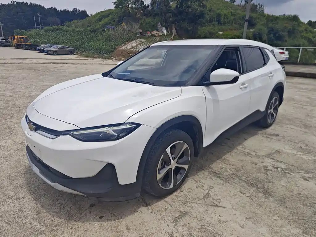 Chevrolet Menlo 2020
