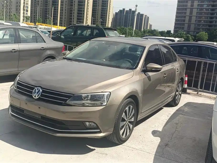 Volkswagen Sagitar 2017